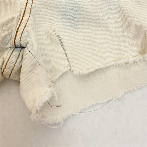 Levi’s 550 Relaxed Cut Off Shorts Acid Wash Size 10 - Picture 5 of 10